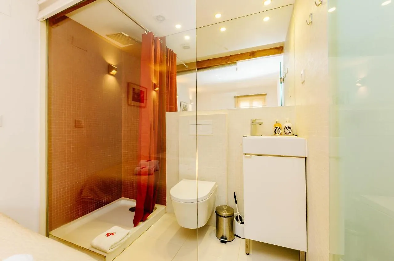Rent4Rest Bairro Alto Charming 1Bd Apartment Lisboa